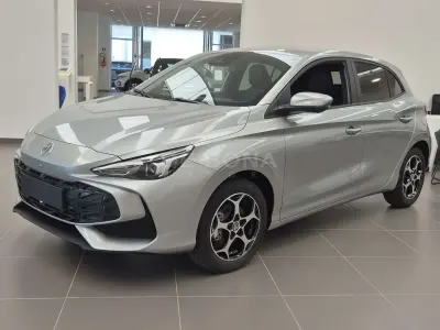 Nuova MG MG3 Luxury 194 CV (142 kW) 2026 Grigio Utilitaria