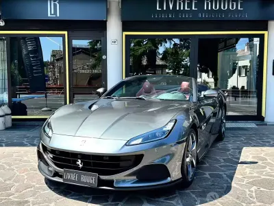 Usata Ferrari Portofino 620 CV (456 kW) 2022 Grigio Cabrio