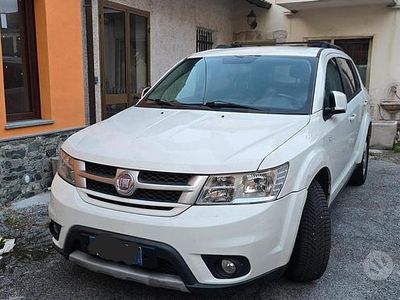 Usata Fiat Freemont 140 CV (102 kW) 2011 Bianco SUV