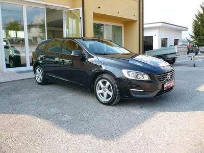 Usata Volvo V60 114 CV (83 kW) 2015 Nero Station wagon