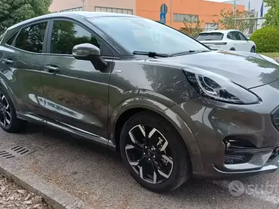 Usata Ford Puma 125 CV (91 kW) 2024 Grigio SUV