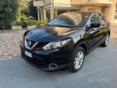Usata Nissan Qashqai Acenta 116 CV (85 kW) 2017 Nero SUV