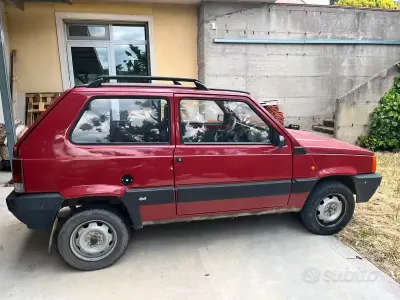 Usata Fiat Panda 4x4 50 CV (36 kW) 1997 Rosso Utilitaria
