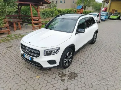 Usata Mercedes GLB180 Premium 116 CV (85 kW) 2022 Bianco SUV