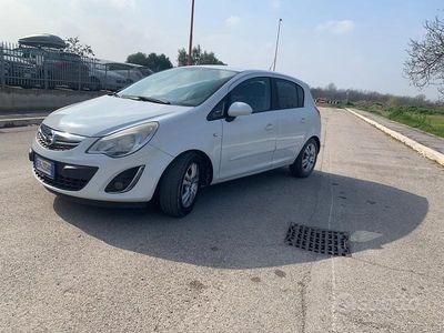 Usata Opel Corsa 2011 Utilitaria