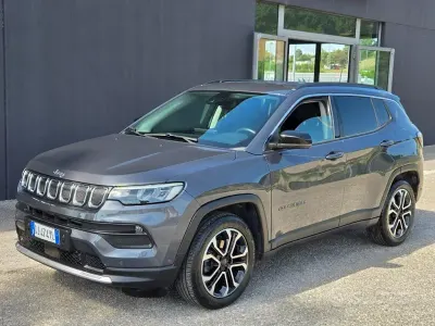 Usata Jeep Compass Limited 131 CV (96 kW) 2022 Grigio SUV