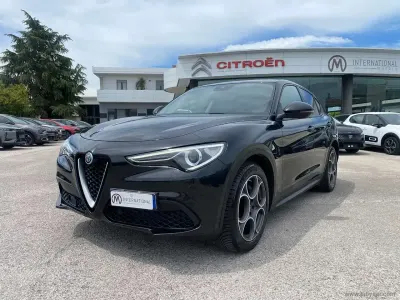 Usata Alfa Romeo Stelvio 160 CV (117 kW) 2019 Nero SUV