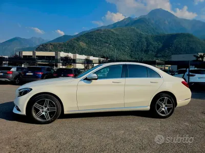 Usata Mercedes C180 116 CV (85 kW) 2015 Bianco Berlina