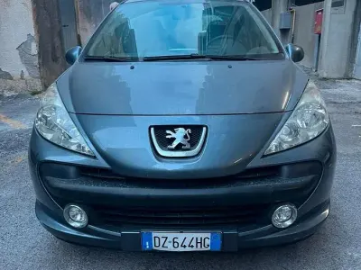 Usata Peugeot 207 Sport 68 CV (50 kW) 2009 Grigio Berlina