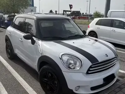 Usata Mini Countryman 111 CV (81 kW) 2015 Bianco SUV