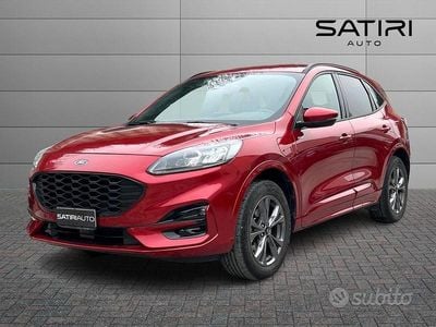 Usata Ford Kuga ST-Line X 152 CV (111 kW) 2023 Rosso SUV