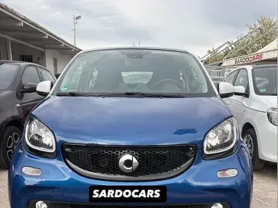 Usata Smart ForFour Passion 90 CV (66 kW) 2018 Blu Utilitaria