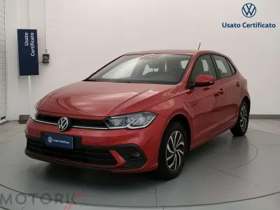 Usata VW Polo Life 80 CV (58 kW) 2023 Rosso Utilitaria