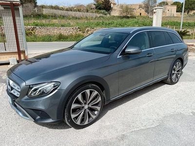 Usata Mercedes E220 All-Terrain 203 CV (149 kW) 2017 Grigio Station wagon