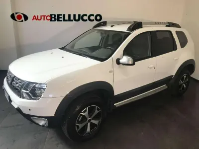 Usata Dacia Duster 109 CV (80 kW) 2017 Bianco SUV