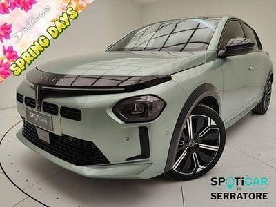 Usata Lancia Ypsilon 110 CV (80 kW) 2025 Argento Utilitaria