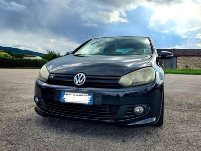 Usata VW Golf VI R-line 110 CV (80 kW) 2011 Nero Utilitaria