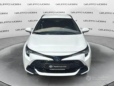 Second-hand Toyota Corolla Active 140 CP (102 kW) 2023 Alb Berlinǎ