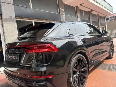 Usata Audi Q8 S-line plus 340 CV (250 kW) 2024 Nero SUV