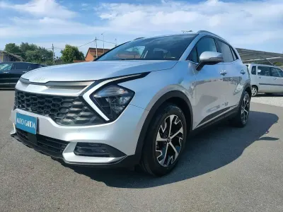 Usata Kia Sportage Style 136 CV (100 kW) 2022 Argento SUV
