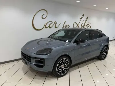 Nuova Porsche Cayenne Black Edition 470 CV (345 kW) 2026 Vanadio met. SUV