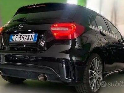 Usata Mercedes A180 AMG 122 CV (89 kW) 2015 Nero Utilitaria