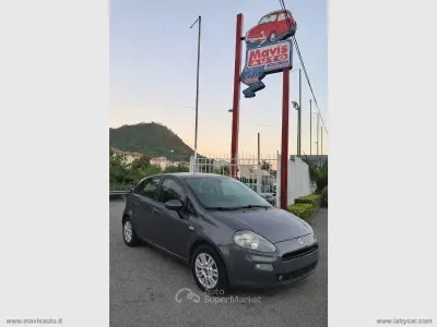 Brugt Fiat Punto Lounge 77 HK (56 kW) 2013 Grå Hatchback