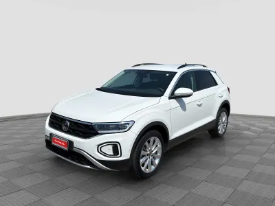 Usata VW T-Roc 116 CV (85 kW) 2025 Pure white SUV