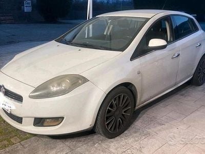 Usata Fiat Bravo Sport 105 CV (77 kW) 2012 Bianco Utilitaria