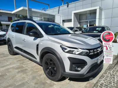 Usata Dacia Jogger Extreme 101 CV (74 kW) 2023 Grigio Monovolume