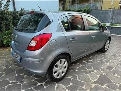 Usata Opel Corsa 80 CV (58 kW) 2009 Grigio Berlina