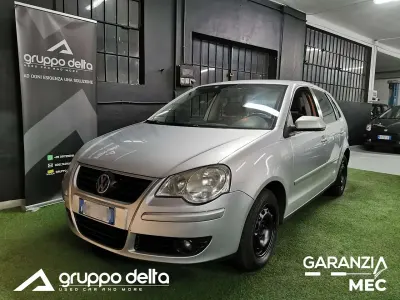 Usata VW Polo Comfortline 80 CV (58 kW) 2008 Argento Utilitaria