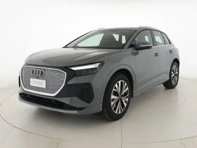 Käytetty Audi Q4 e-tron