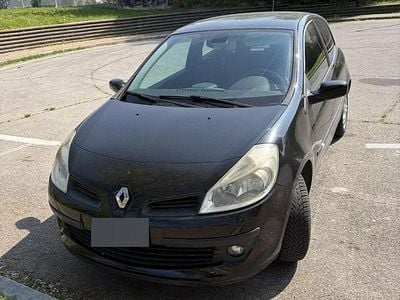 Brugt Renault Clio II 65 HK (47 kW) 2006 Sort Sedan