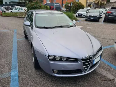 Usata Alfa Romeo 159 Distinctive 170 CV (125 kW) 2009 Grigio Station wagon