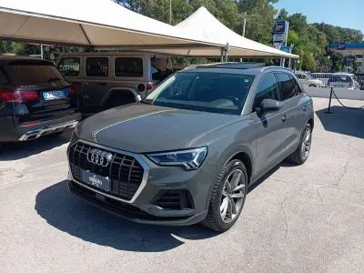 Usata Audi Q3 Advanced 150 CV (110 kW) 2020 Grigio nano metallizzato SUV