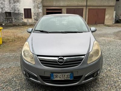 Usata Opel Corsa 75 CV (55 kW) 2008 Utilitaria