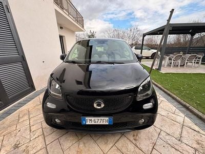 Usata Smart ForFour 71 CV (52 kW) 2017 Nero Utilitaria