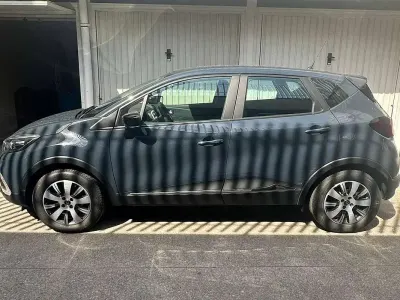 Usata Renault Captur Zen 90 CV (66 kW) 2019 Blu/azzurro SUV