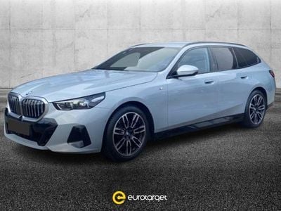 Usata BMW 520 M Sport 197 CV (144 kW) 2024 Grigio metallizzato Station wagon