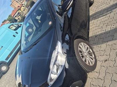 Usata Peugeot 208 Active 75 CV (55 kW) 2016 Nero Utilitaria