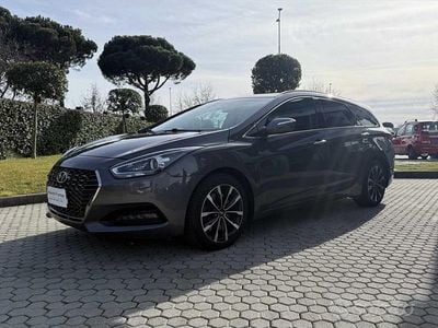 Usata Hyundai i40 136 CV (100 kW) 2019 Grigio Station wagon