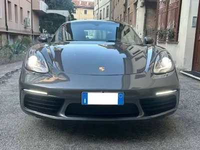 Usata Porsche 718 Cayman