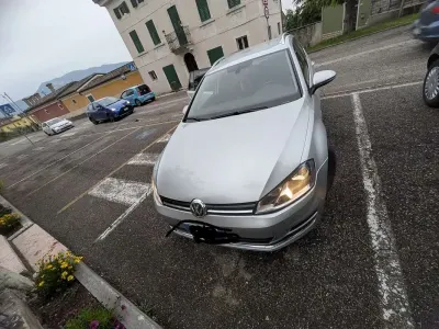 Usata VW Golf VII Highline 110 CV (80 kW) 2016 Station wagon