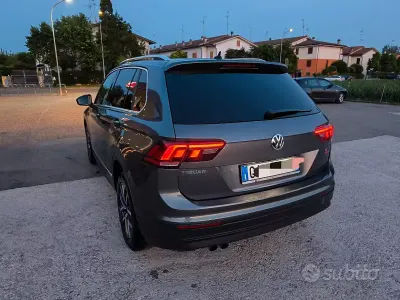 Usata VW Tiguan 150 CV (110 kW) 2020 Grigio SUV
