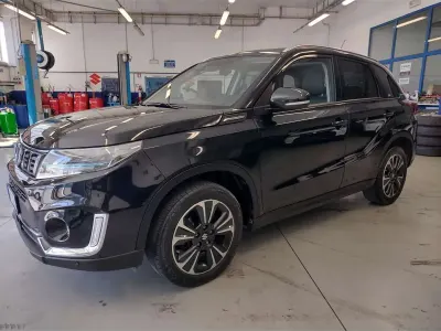 Usata Suzuki Vitara 102 CV (75 kW) 2022 Nero met. SUV