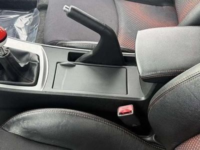 Usata Mazda 3 260 CV (191 kW) 2010 Argento Berlina