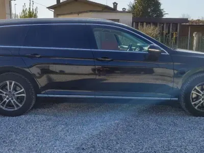 Usata VW Passat Highline 150 CV (110 kW) 2015 Station wagon
