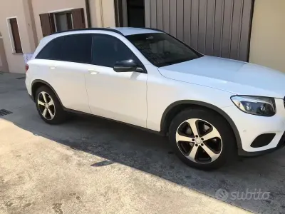 Usata Mercedes GLC220 Business 170 CV (125 kW) 2016 Bianco SUV