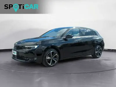 Usata Opel Astra Business Elegance 131 CV (96 kW) 2023 Noir perla Utilitaria
